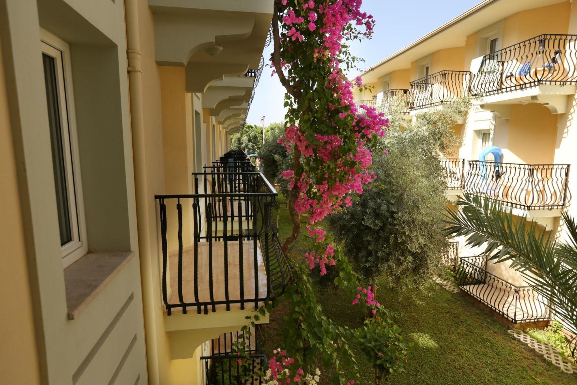 Mavruka Hotel Ölüdeniz Exterior foto